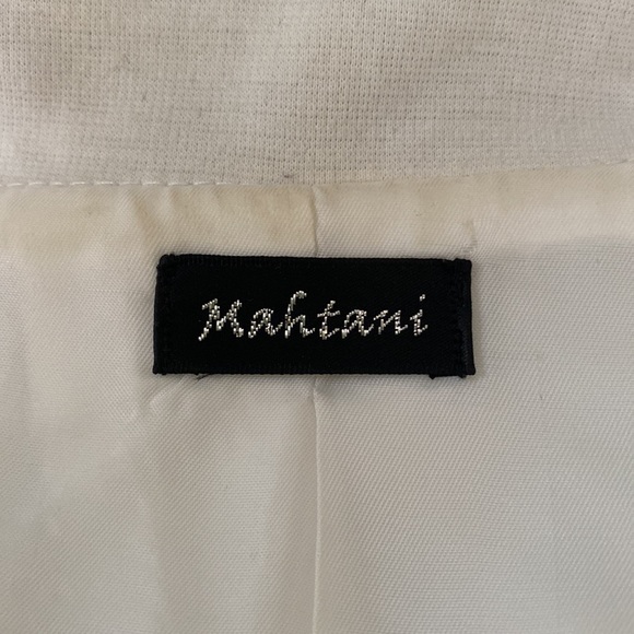 Cropped Knitted white color jacket with lining - Picture 5 of 6